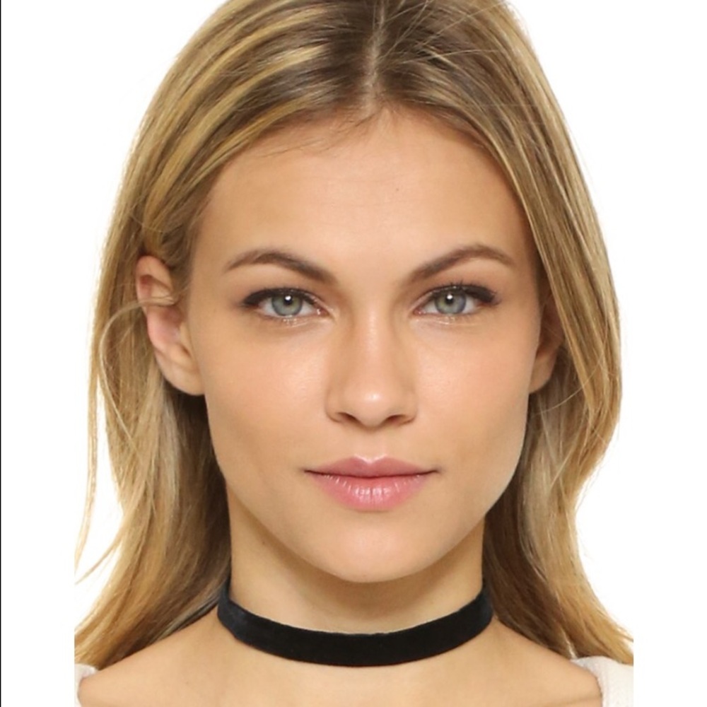 Vanessa Mooney Black Velvet Choker